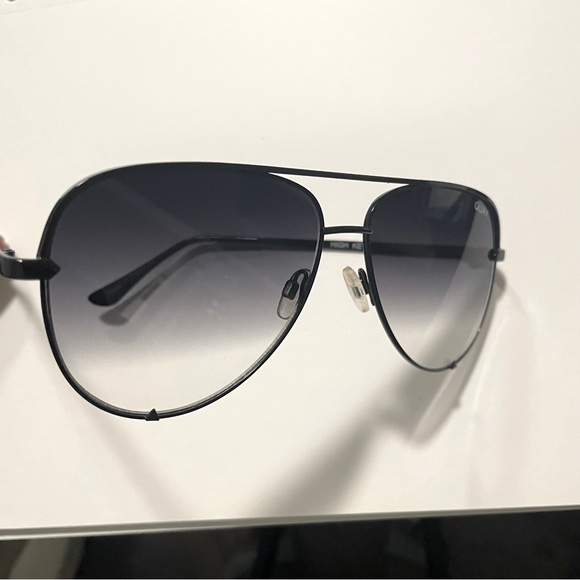 Quay x Desi Perkins High Key Sunglasses - Picture 7 of 14